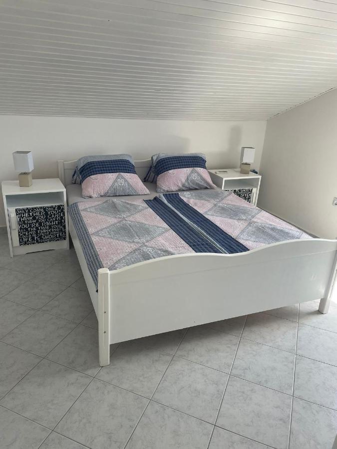 Apartmani Ira Vir Exteriér fotografie