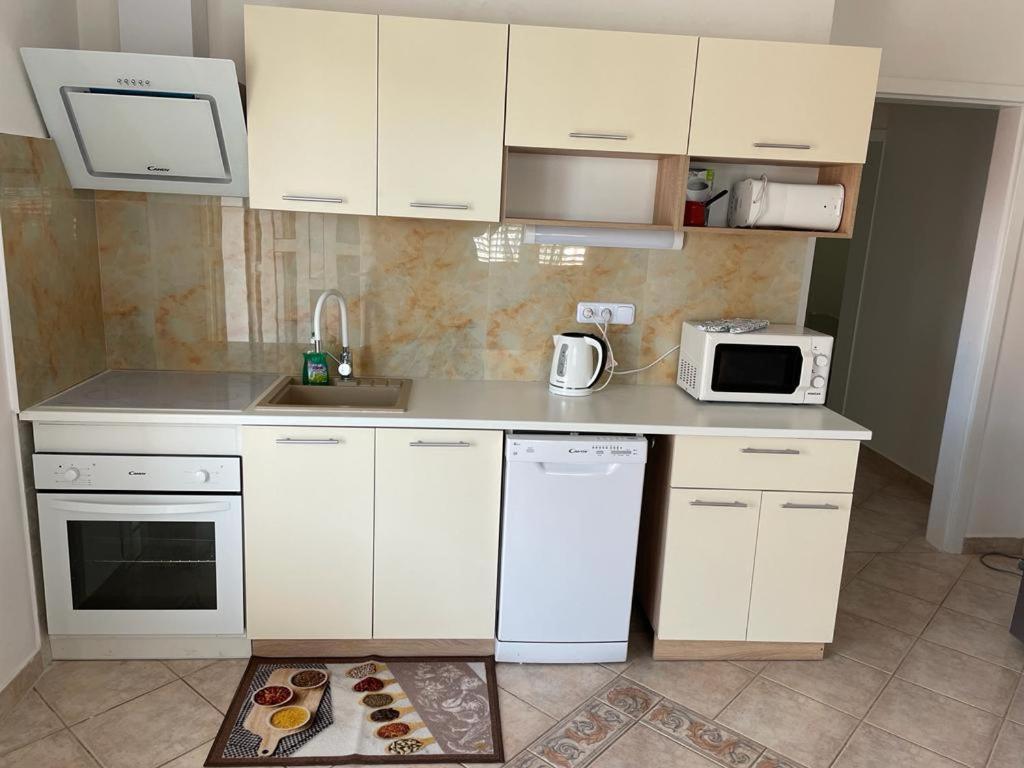 Apartmani Ira Vir Exteriér fotografie