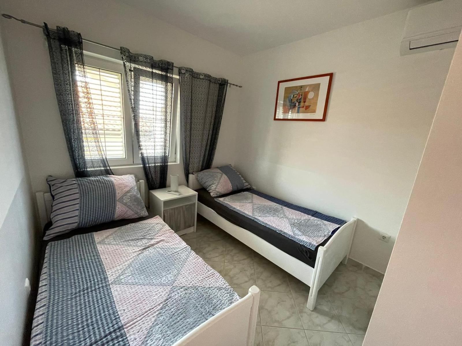 Apartmani Ira Vir Pokoj fotografie